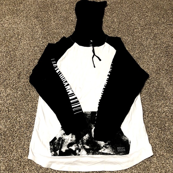 Other - Black and white long sleeve with hoodie and front pocket
